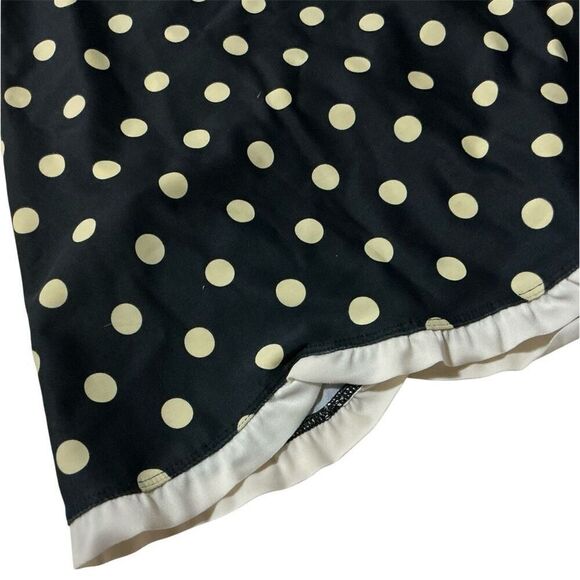 Bettie Page Plus Size Skirted Black & White Polka Dot Bathing Suit 16W - Picture 4 of 9